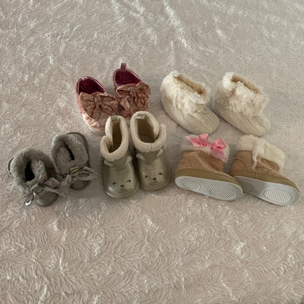SOLD Baby girl winter boots